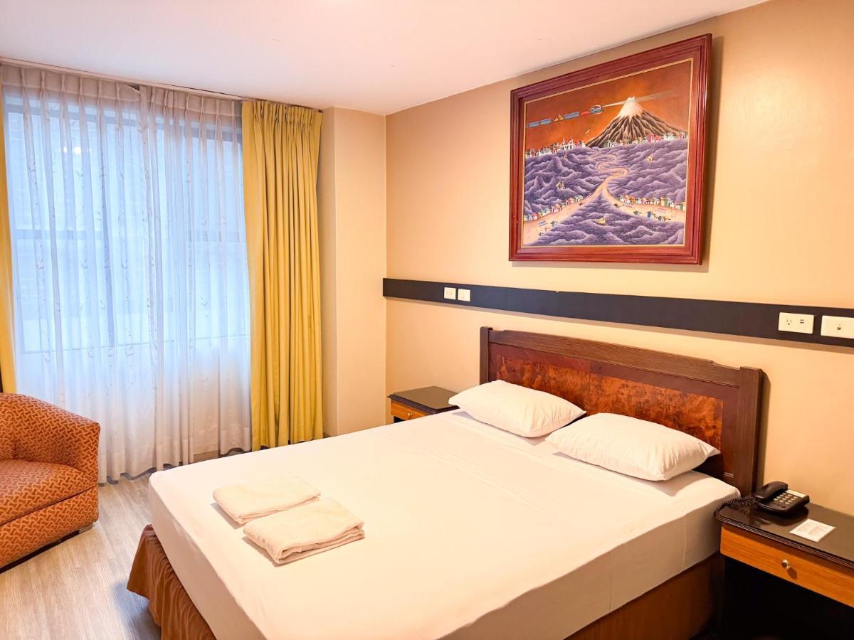 Gh Alexander Hotel グアヤキル エクステリア 写真